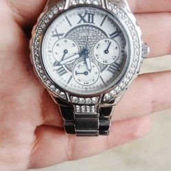 Guess Womans Watch