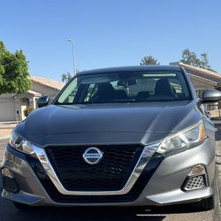 2019 Nissan Altima 