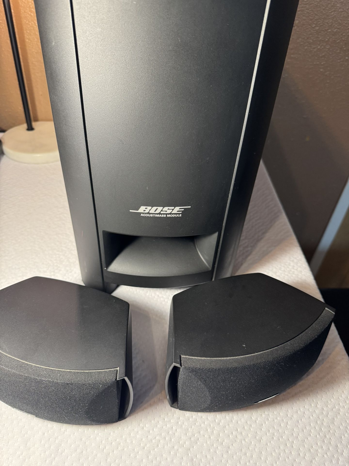 BOSE CineMate Digital Home Theater Speakers System