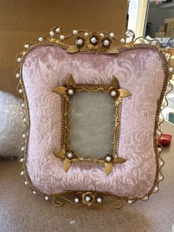 Vintage Pink And Gold Picture Frame 