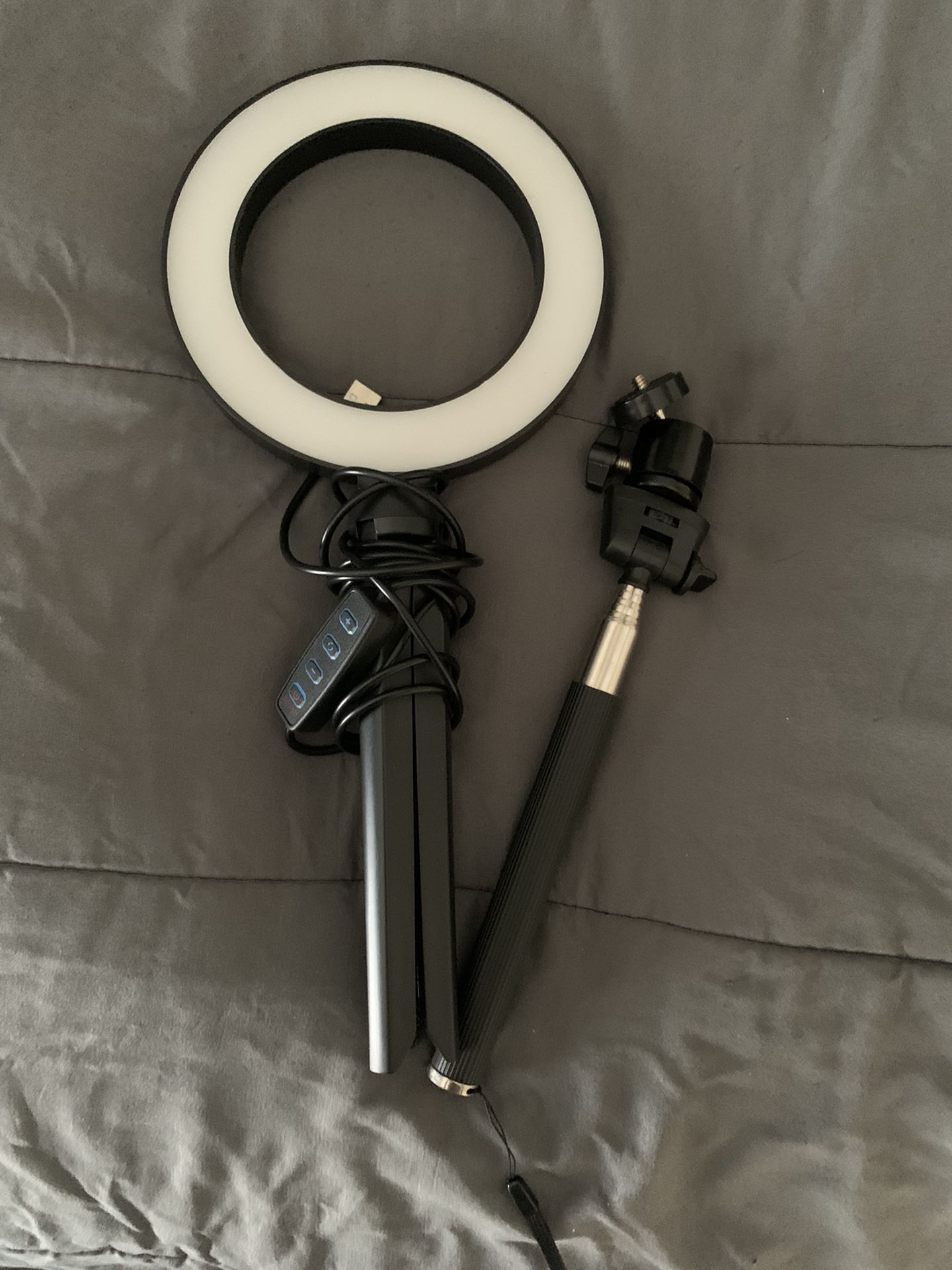 adjustable ring light stick with tripod