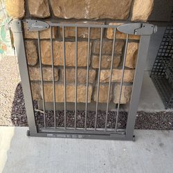 Swinging baby gate with extensions