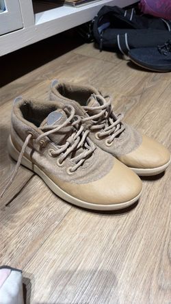 Tan Leather and Suede Lace-Up Boots 11 MEN