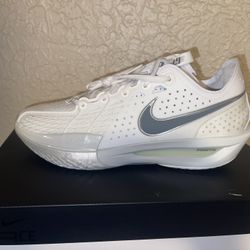 Nike G.T. Cut 3