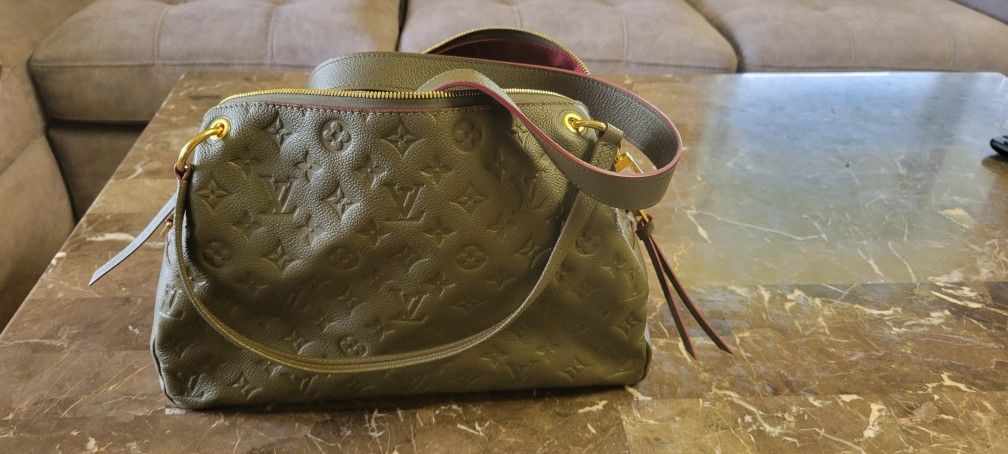 Louis Vuitton Bag