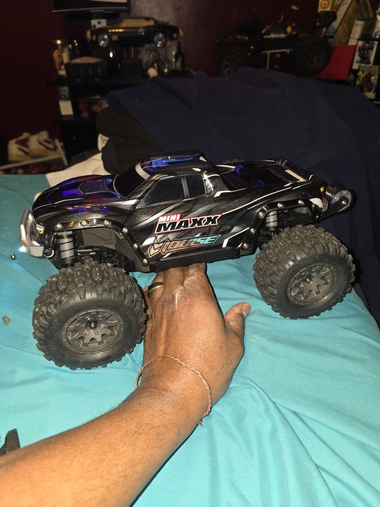Traxxas Mini Maxx 