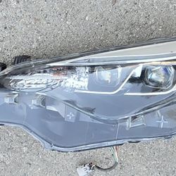 2018 2019 2020 TOYOTA COROLLA LEFT DRIVER HEADLIGHT 
