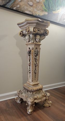 Antique Italian Venetian Baroque Style Marble Top Pedestal 