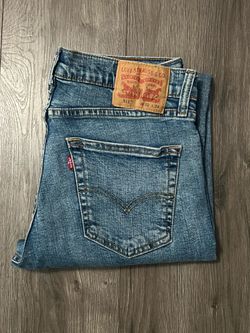 Light blue slim fit Levi’s 511 Guy Jeans Size 32X34 - Read Description