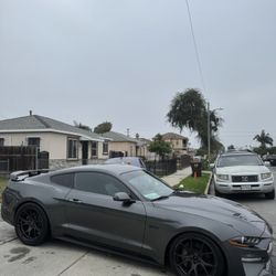 2018 Mustang Gt Premium 