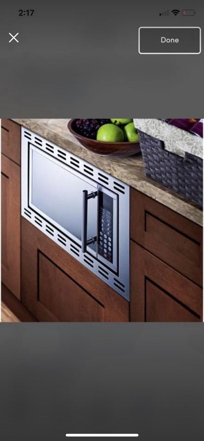 Small Microwave- great for kitchen island!