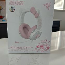 Hello Kitty Headphones 