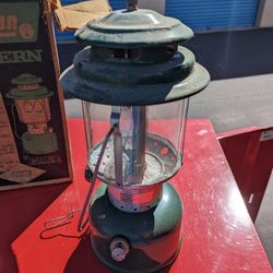 Vintage Coleman Gas Lamp