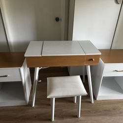 Mirrored light Up vanity And Side Tables