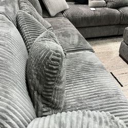 💃 BRAND NEW 👌Lindyn Fog 5 Piece Sectional🦋2,3... Piece/Chaise Available🦋