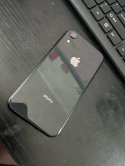 iPhone XR 64 Gb unlocked