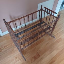 Antique Cradle/Crib
