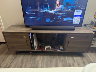 Tv stand