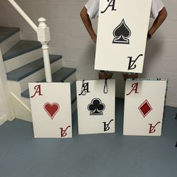 4 Person group Halloween Costume: Playing cards