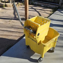 Pro pride mop wringer