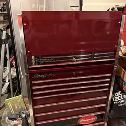 Snap-On Tool Box Loaded With High Quality Tools