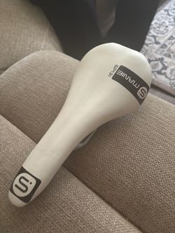 Bike saddle GP131Pro