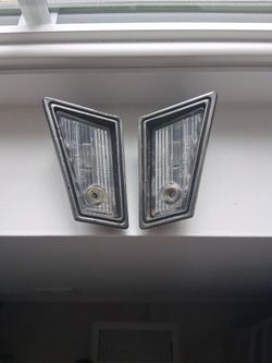 1(contact info removed) Monte Carlo Rear License Plate Light Housing 