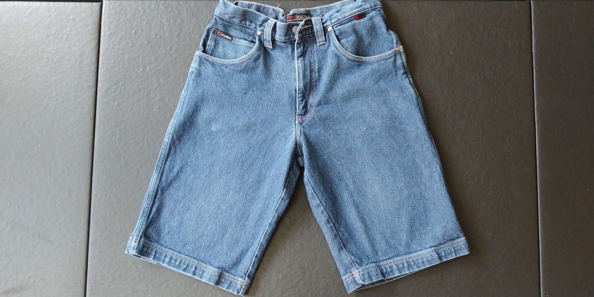 FUBU jean shorts MEN'S size (34) - vintage clothing hiphop rap