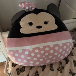 Giant Minnie Mouse Squishmallow