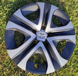 2016 through 2018 Toyota Rav4 Hub Cap Wheel Rim 42602 Cover 42020