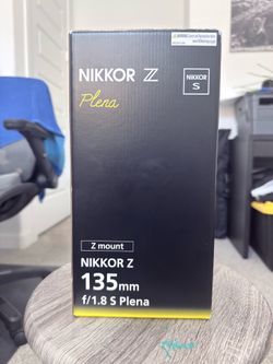 Nikon Nikkor Z 135mm f1.8 Plena brand new