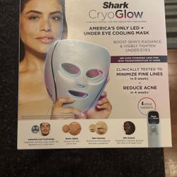 Shark CryoGlow LED Anti-Aging & Skin Clearing Face Mask With Under eye cooling