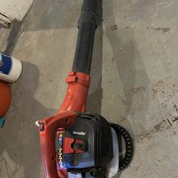 Homelite Gas Leaf Blower