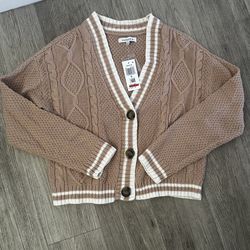 New Women’s Cardigan Size Medium
