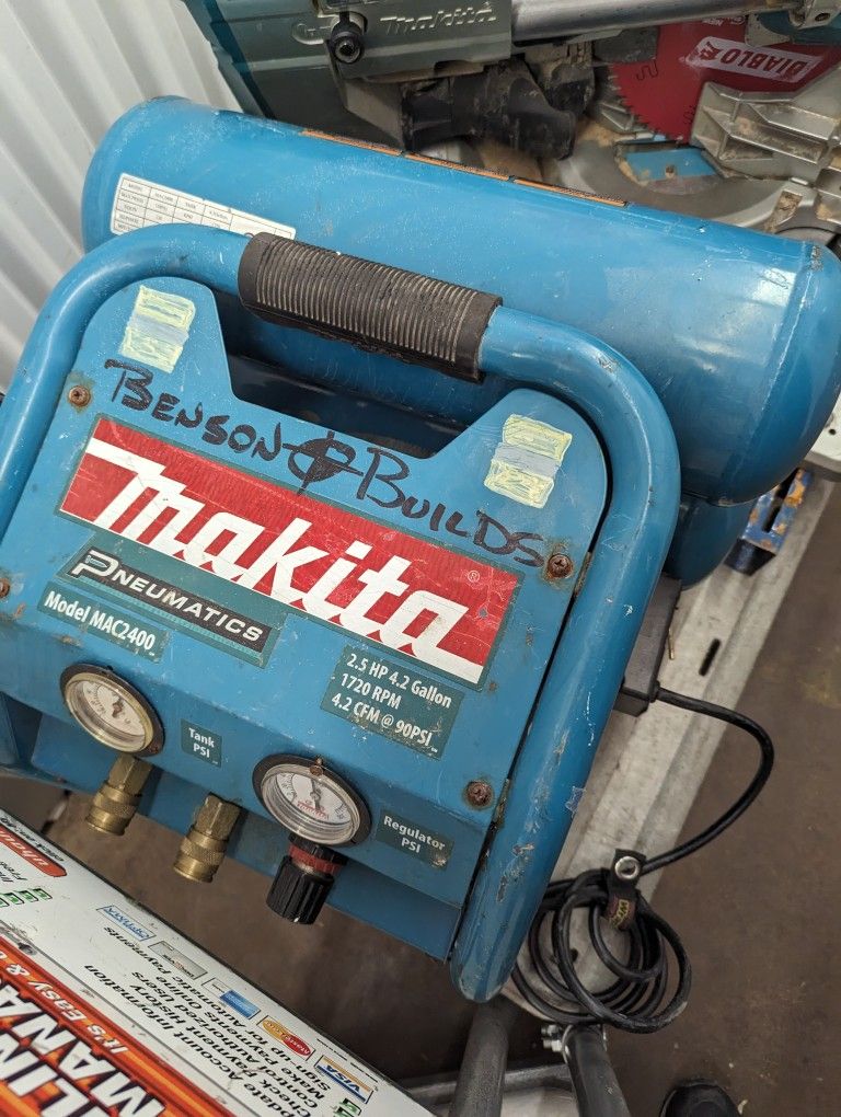 Makita 4.2 Gallon Portable Air Compressor