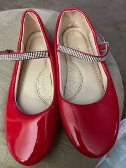 Link Comfort little girls red with rhinestone bling shoes Size4