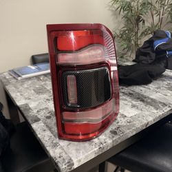 19-24 RAM 1500 OEM passenger side LED tail light, no blind spot.