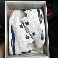 Jordan 4 Retro SB “Navy”