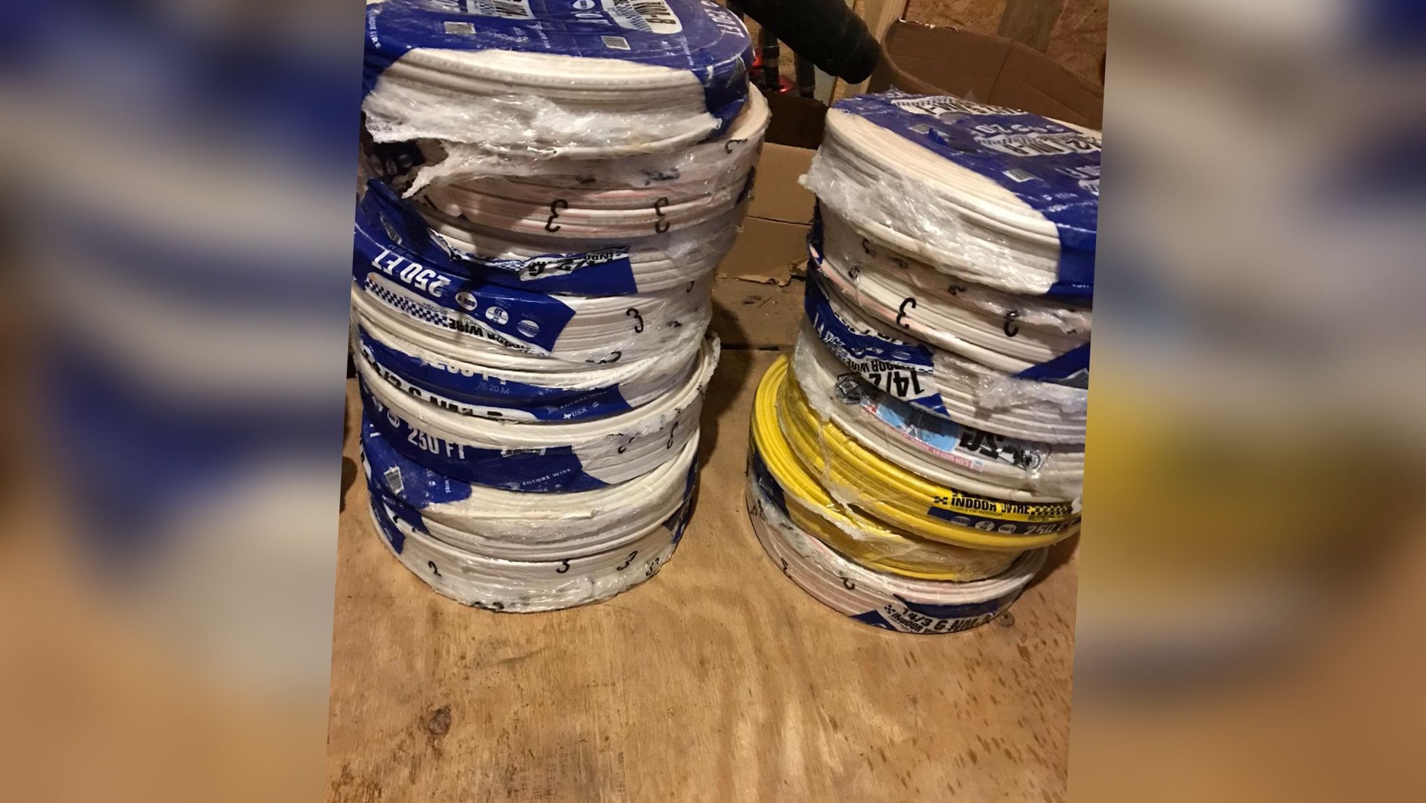 Wire Electric 14/2 14/3 And 12/2