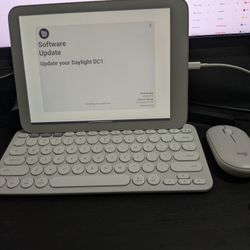 Daylight DC1 "E-ink" Tablet