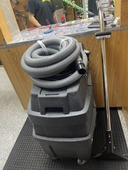 Rhino TMI Carpet Extractor 