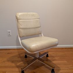 Mid-Century Modern Cream-Colored Swivel Office Chairs (Set of 4)