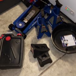 Car Jack And Oil Change Tools 