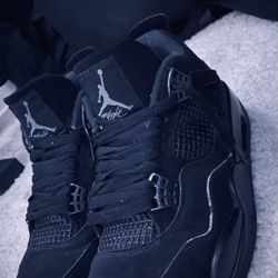 Jordan Retro 4 Black Cat 