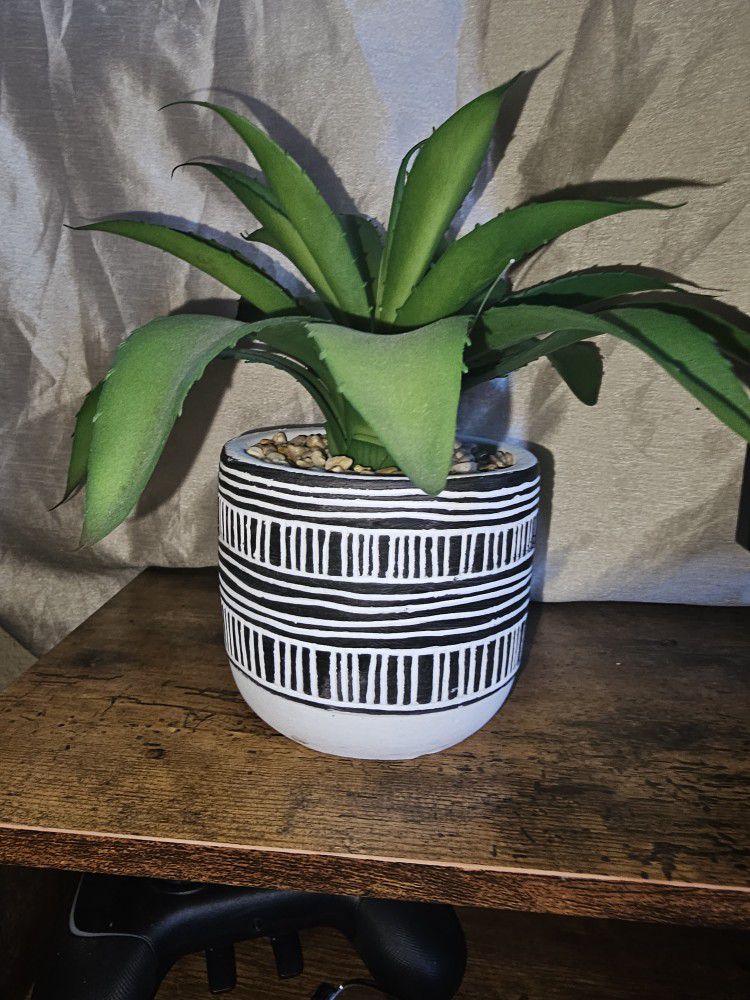 Decor Fake Plant 