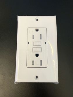 Brand New 3Grace 15 AMP GFCI outlet with wall plate