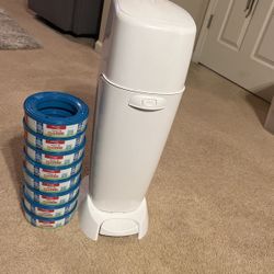 Diaper Genie Complete + Refills