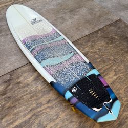 Surfboard 7’2 Mid length 