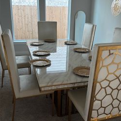 6 Chairs Luxury Dining Table 