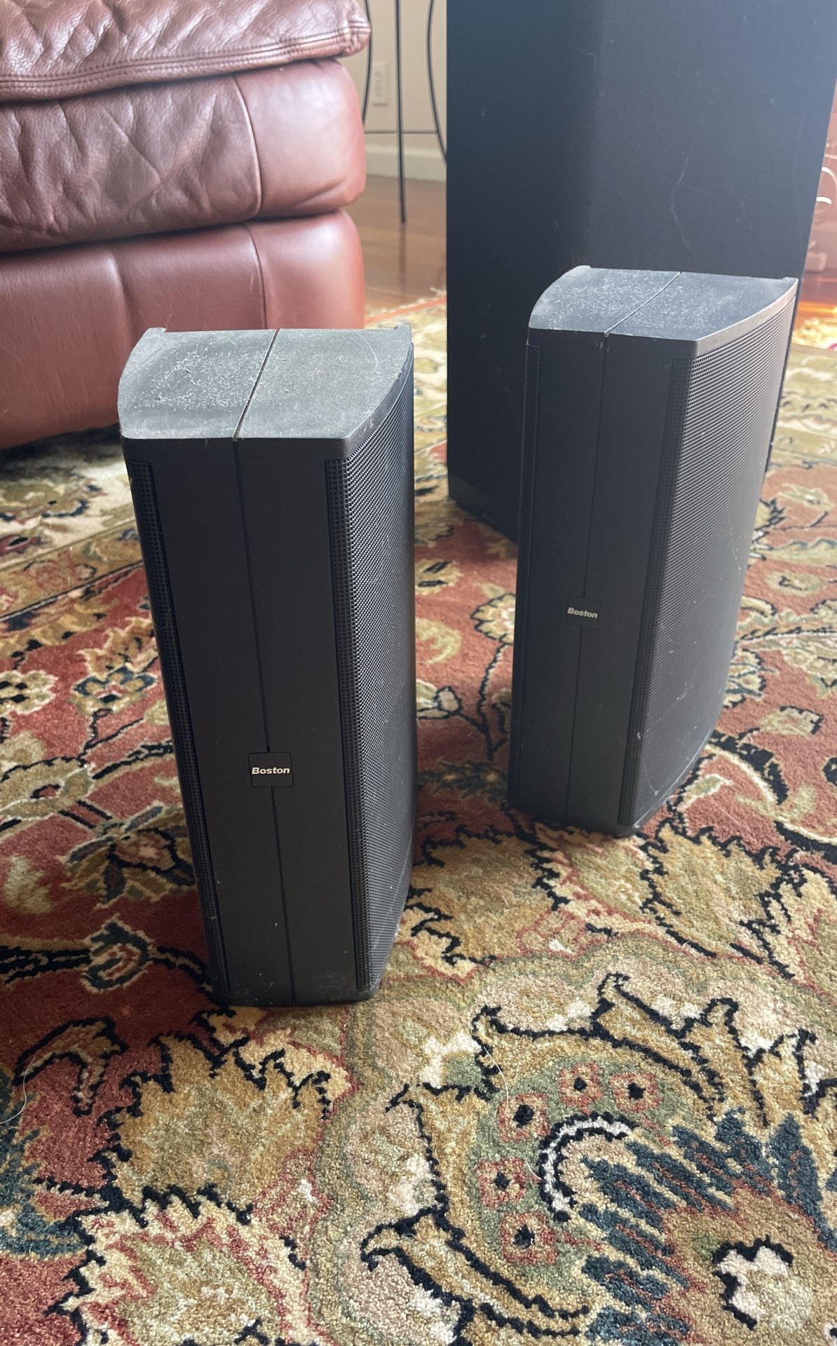 Rare Home Audio Boston Acoustics Speakers And Yamaha Receiver